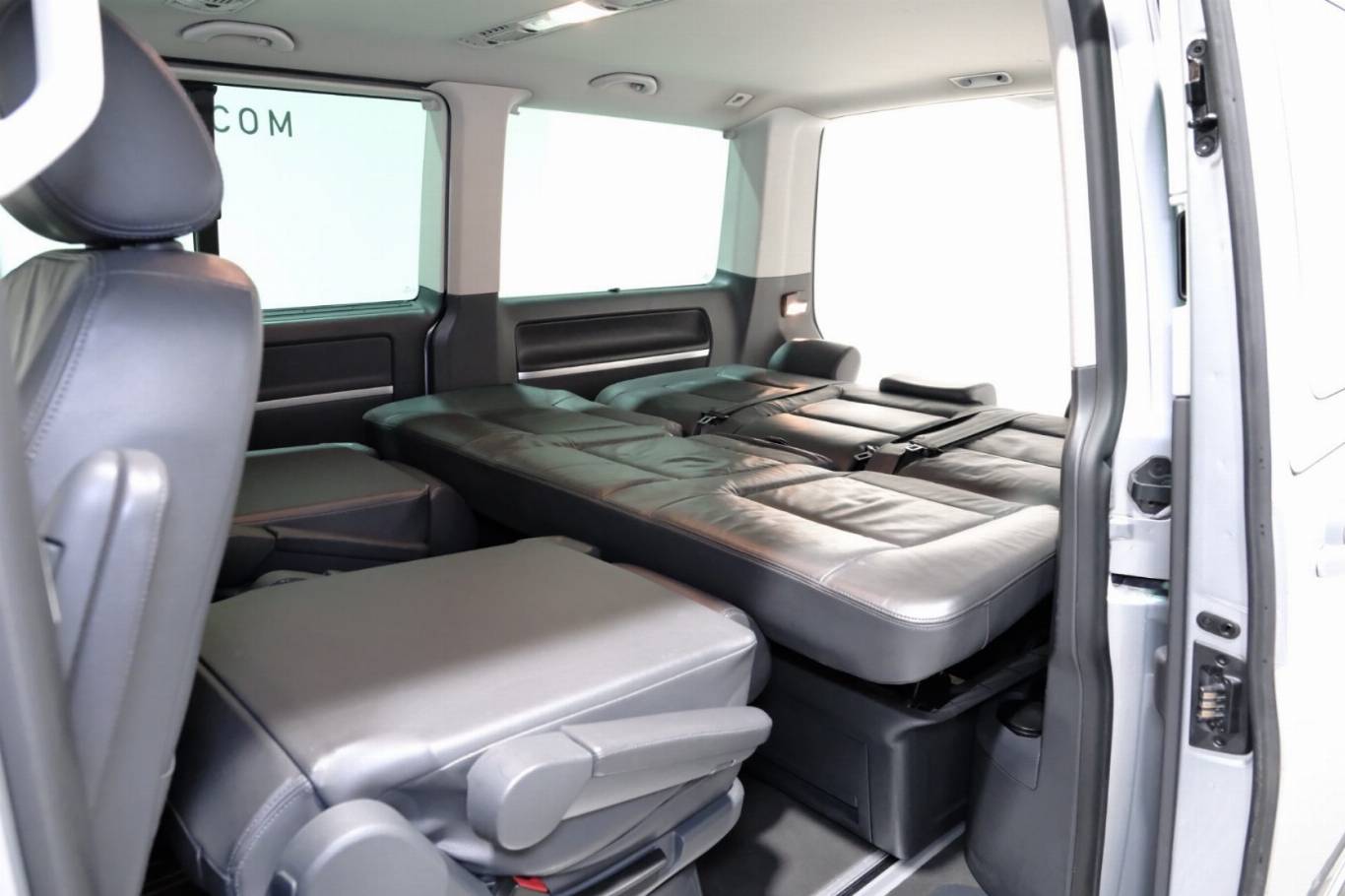 VOLKSWAGEN T5 Multivan 60