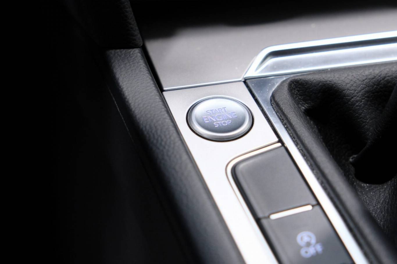 VOLKSWAGEN Passat Variant 32