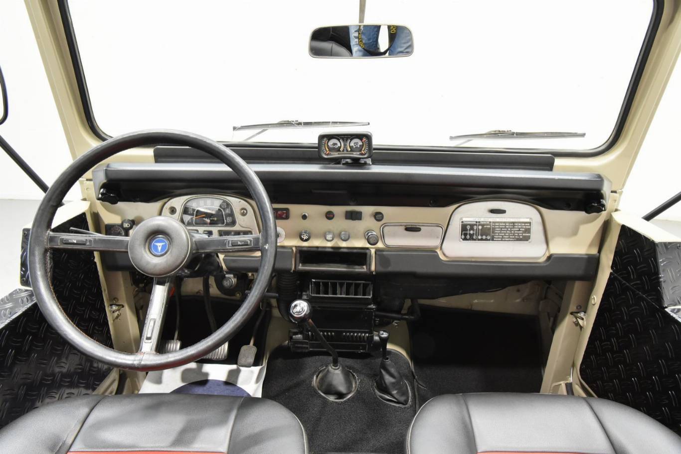 TOYOTA Land Cruiser 25