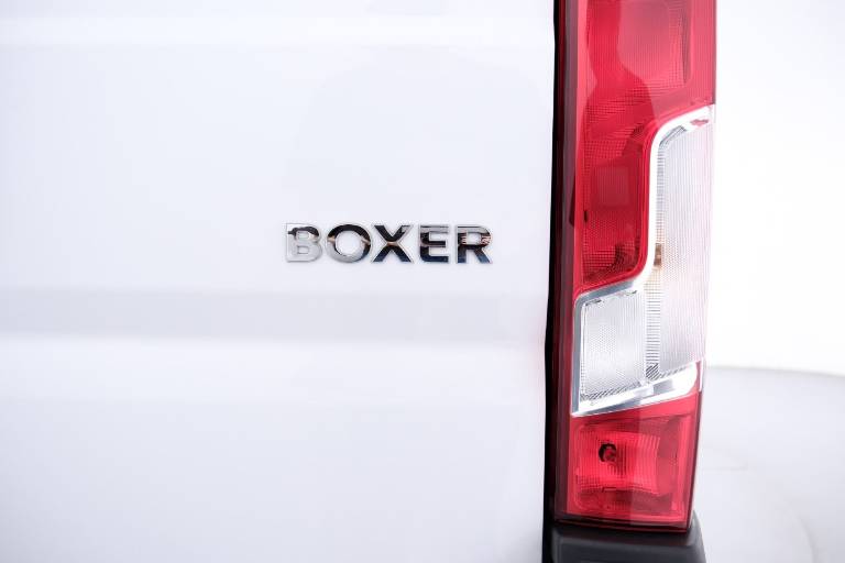 PEUGEOT Boxer 38