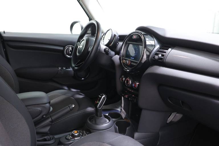 MINI Cooper 40