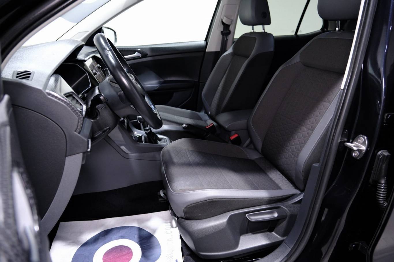 VOLKSWAGEN T-Cross 19