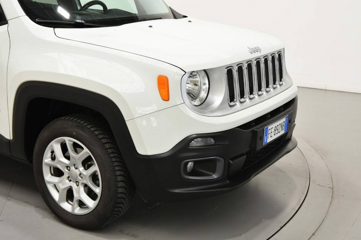 JEEP Renegade 34