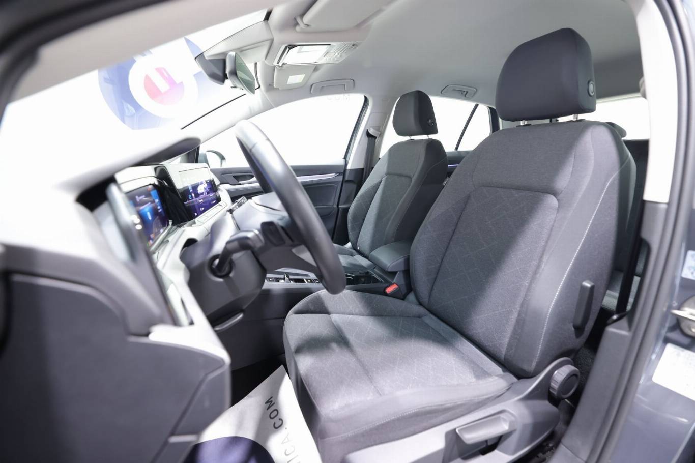 VOLKSWAGEN Golf 6