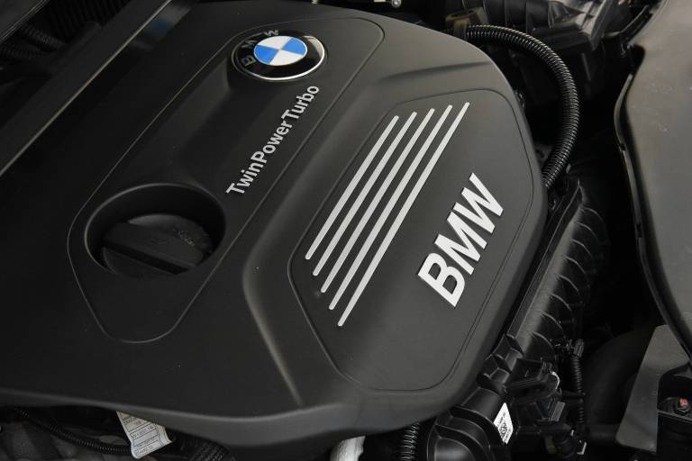 BMW X1 46