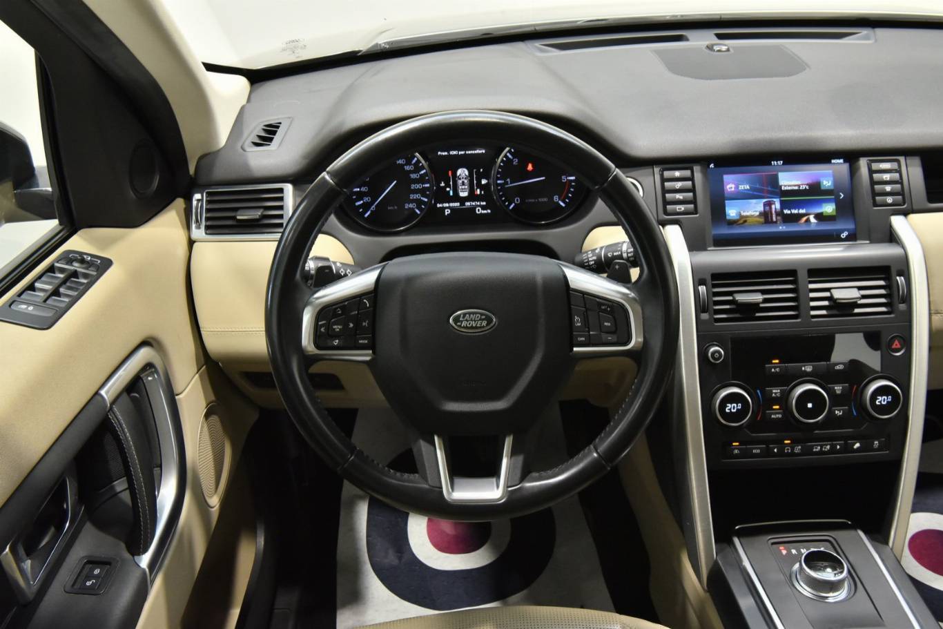 LAND ROVER Discovery Sport 23