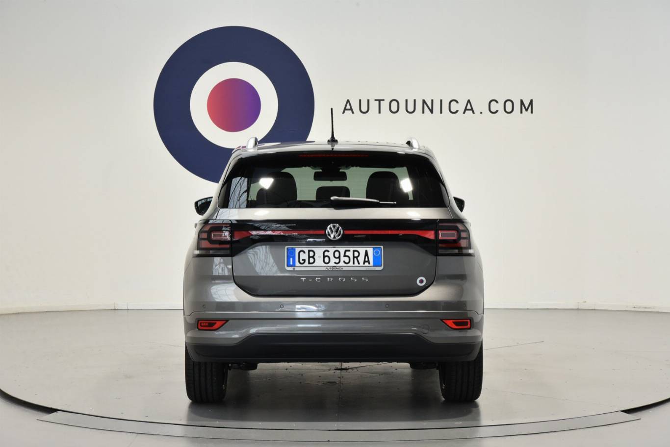 VOLKSWAGEN T-Cross 6