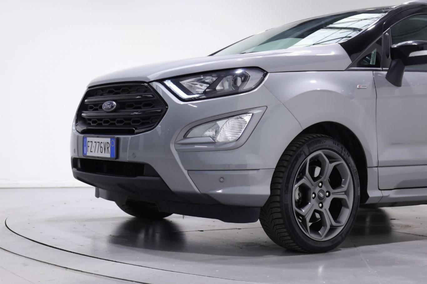 FORD EcoSport 11