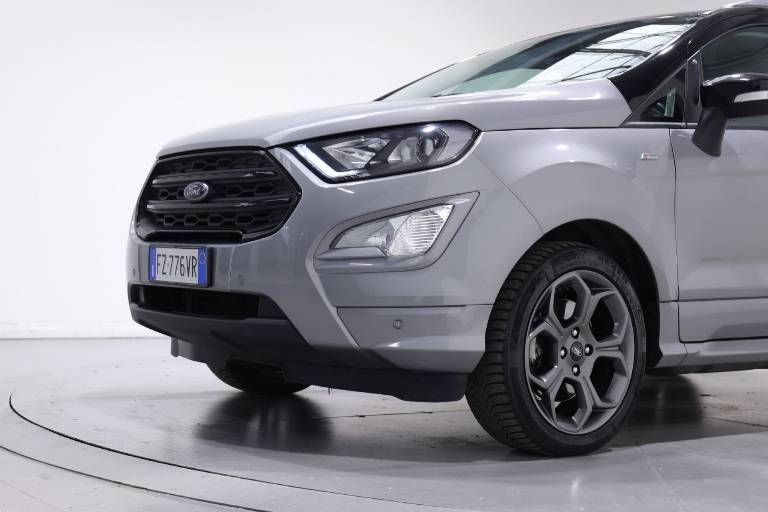 FORD EcoSport 11