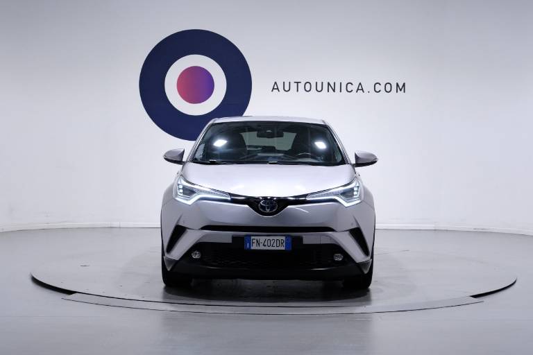 TOYOTA C-HR 2