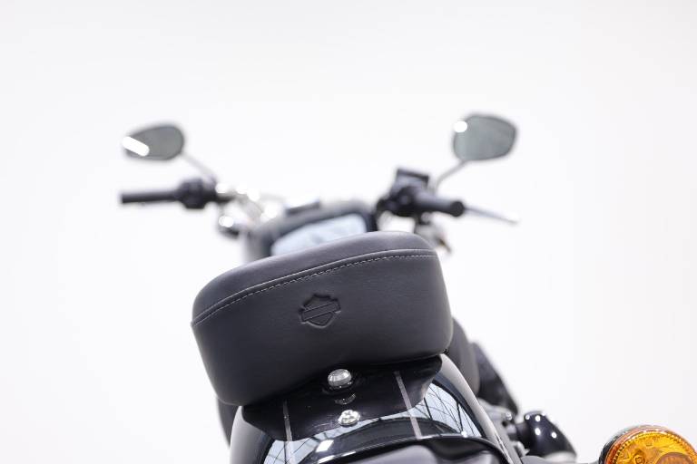 HARLEY-DAVIDSON XL 1200 T 15