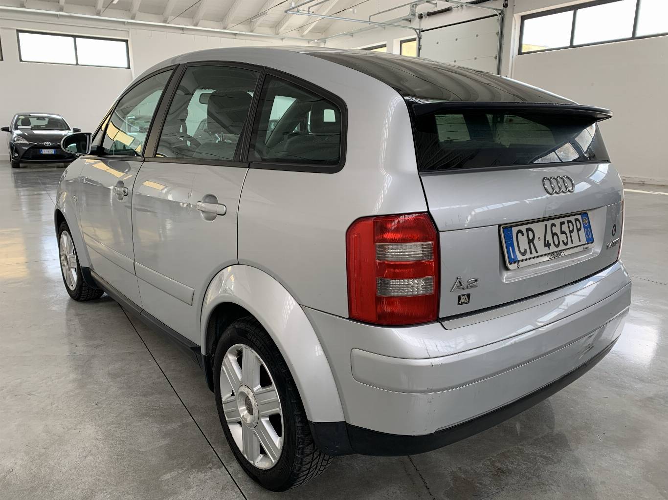 AUDI A2 5