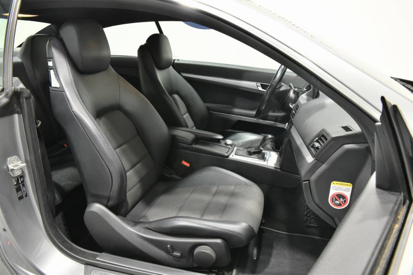 MERCEDES-BENZ E 220 19