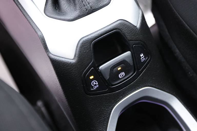 JEEP Renegade 29
