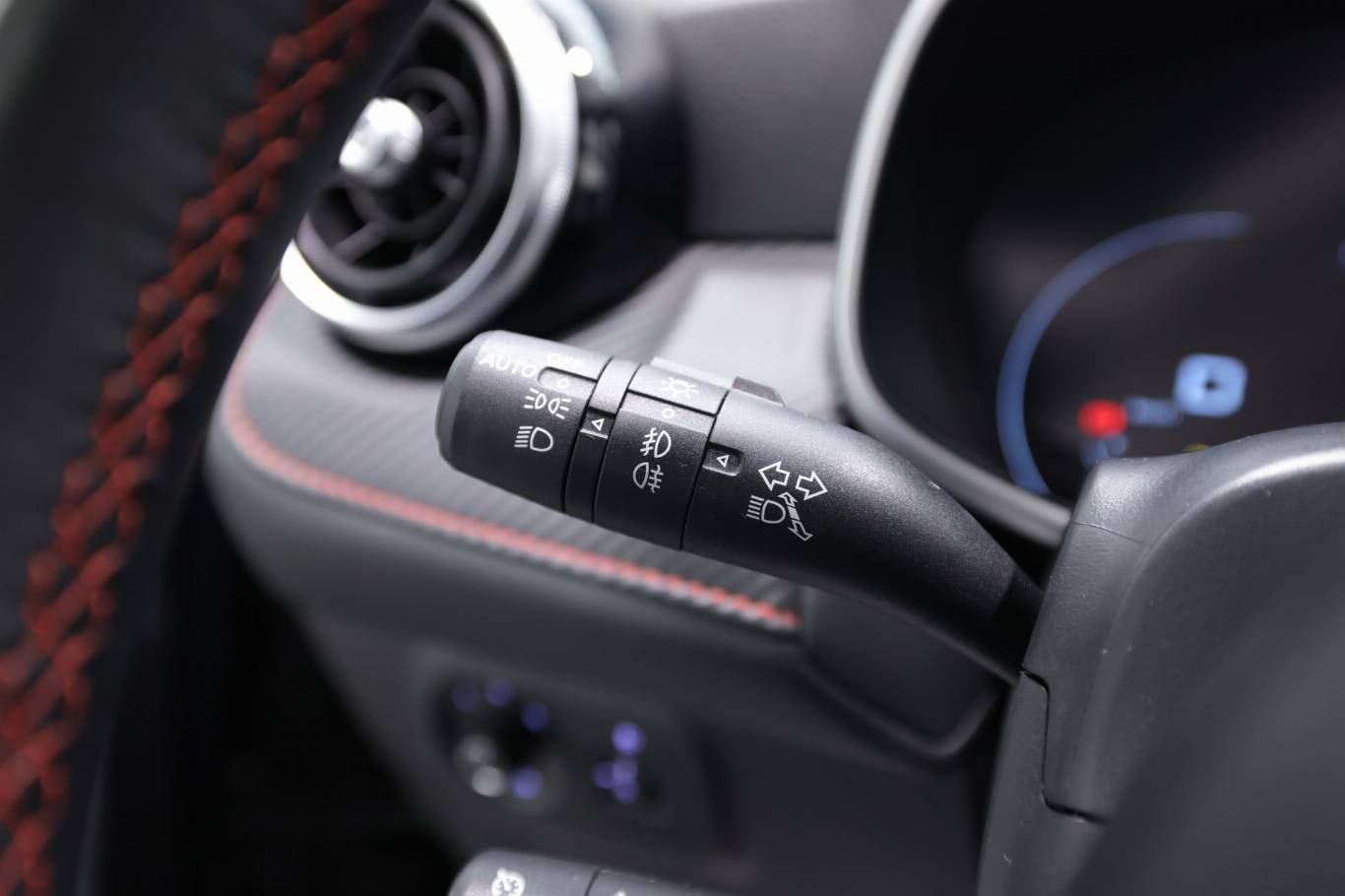 MG ZS 20