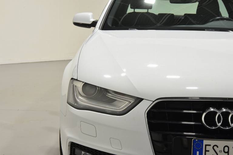 AUDI A4 37