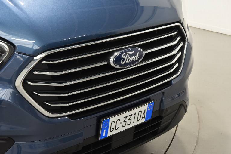 FORD Tourneo Custom 43