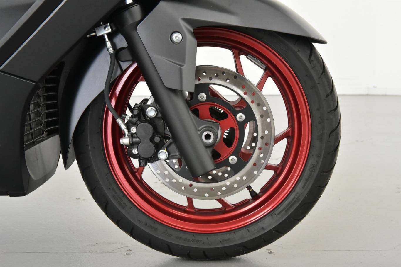 SUZUKI Burgman AN 400 46