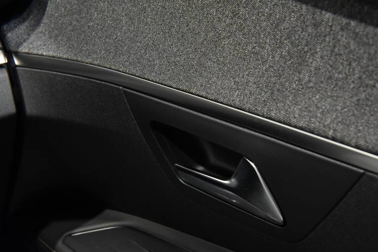 PEUGEOT 5008 53