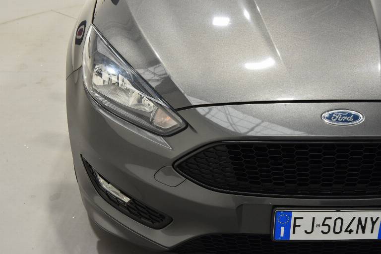 FORD Focus 17