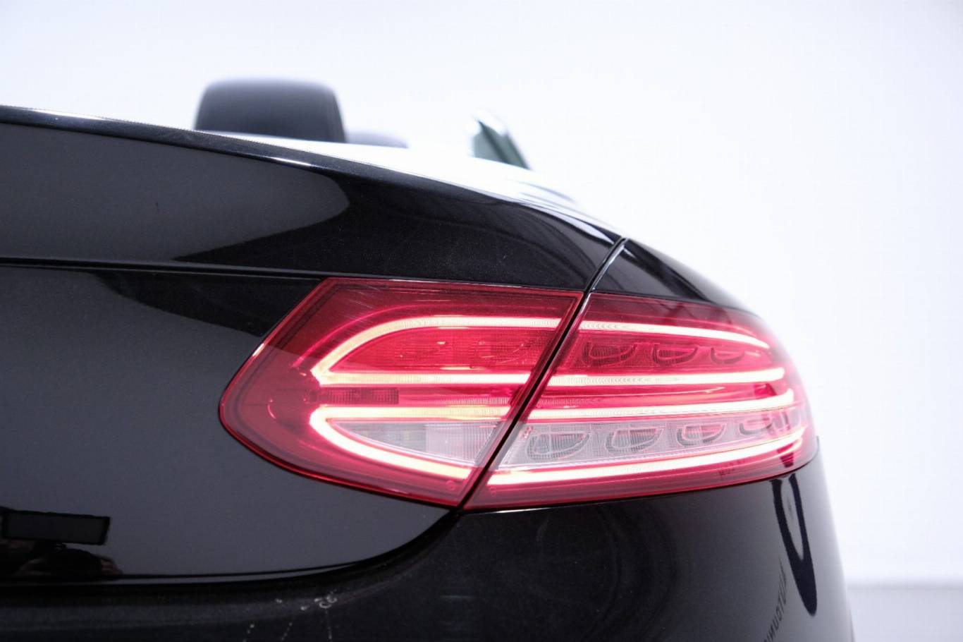 MERCEDES-BENZ C 220 51