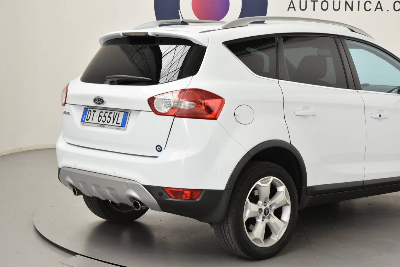 FORD Kuga 16