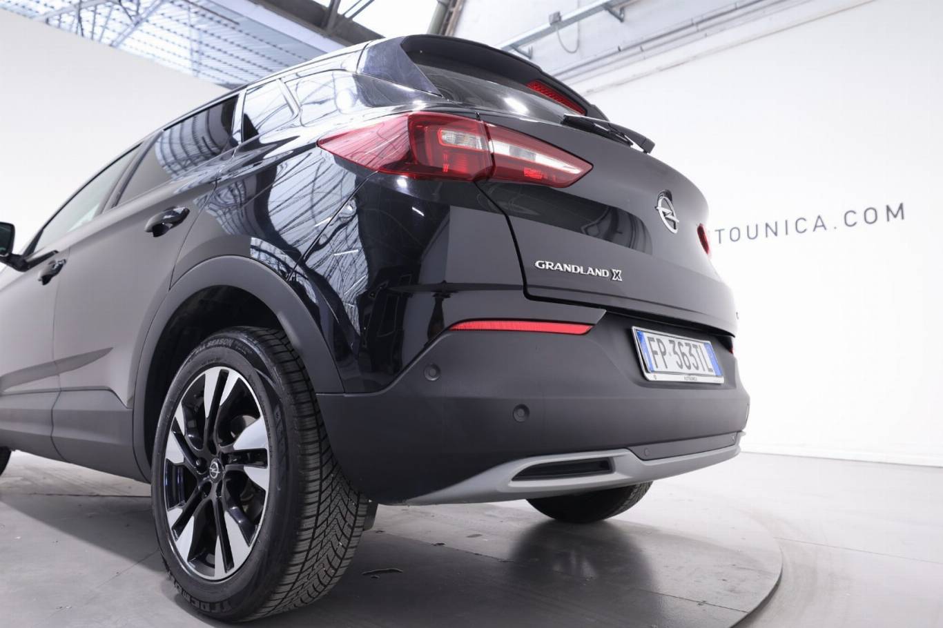 OPEL Grandland X 44