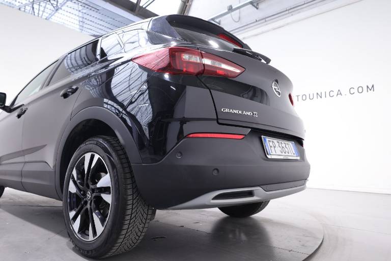 OPEL Grandland X 44