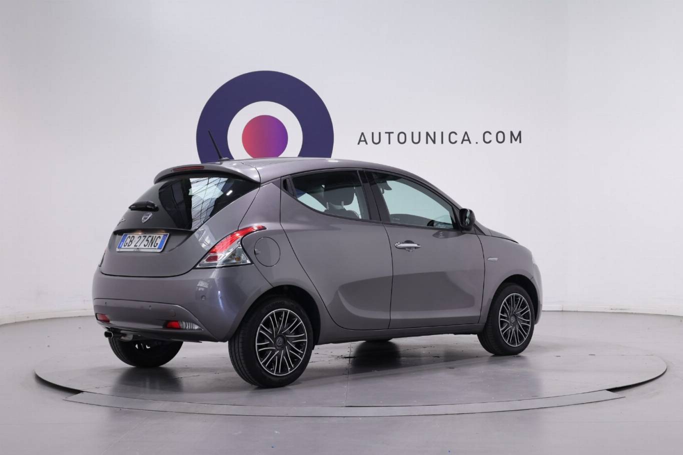 LANCIA Ypsilon 13