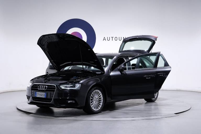 AUDI A4 70