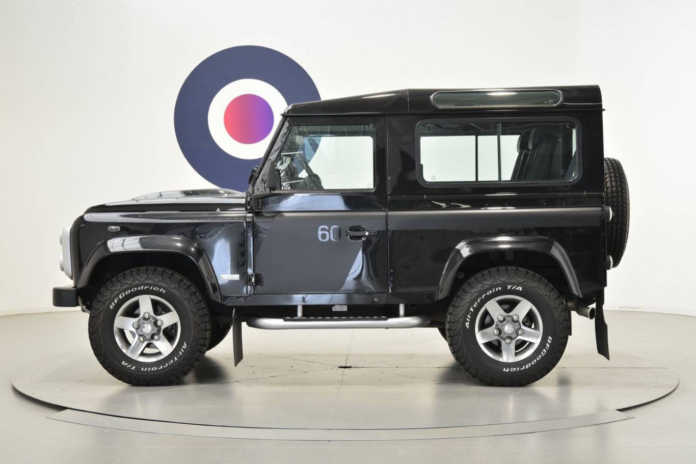 LAND ROVER Defender 30