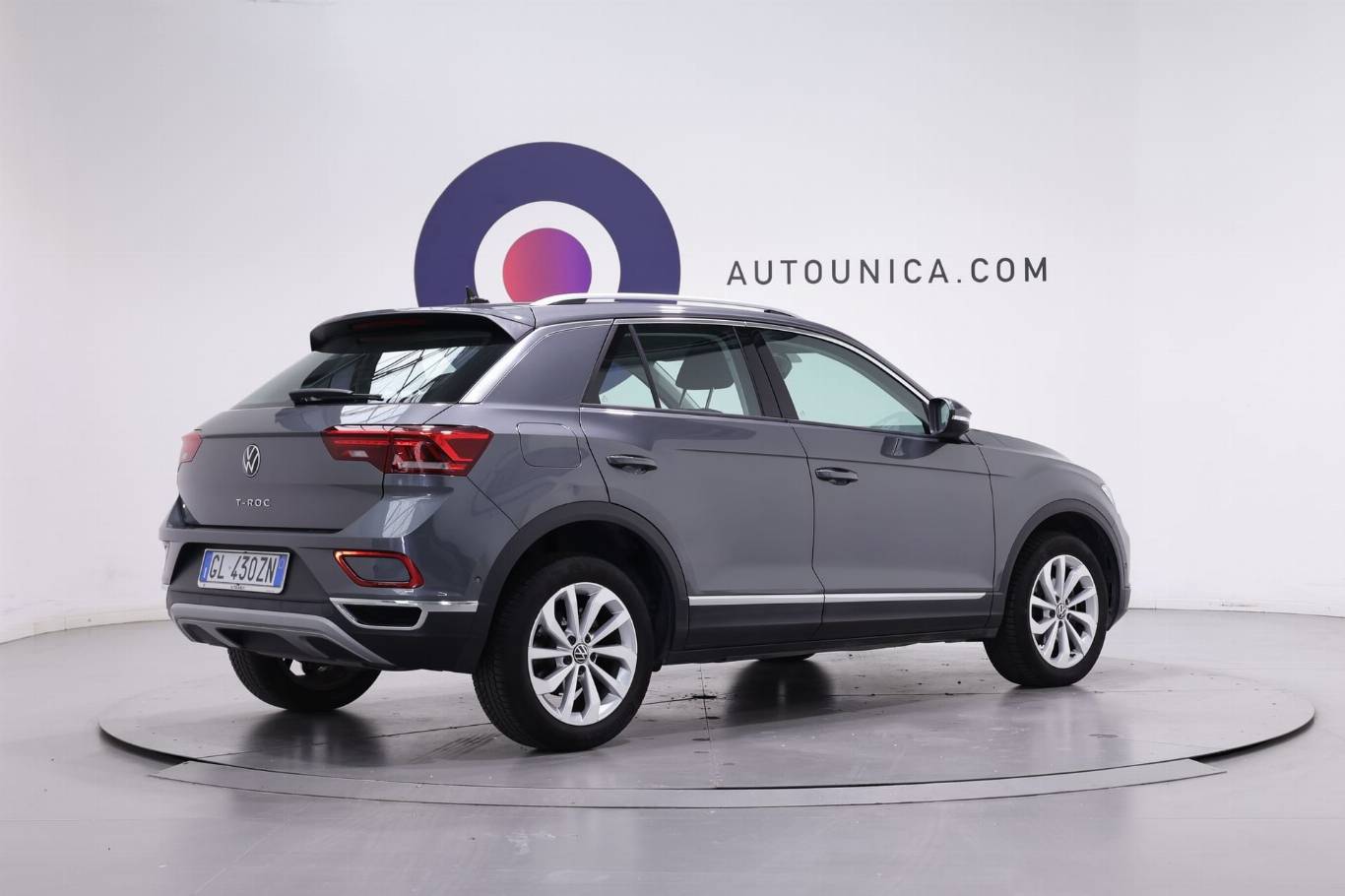 VOLKSWAGEN T-Roc 14