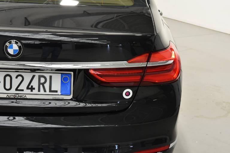 BMW 730 21