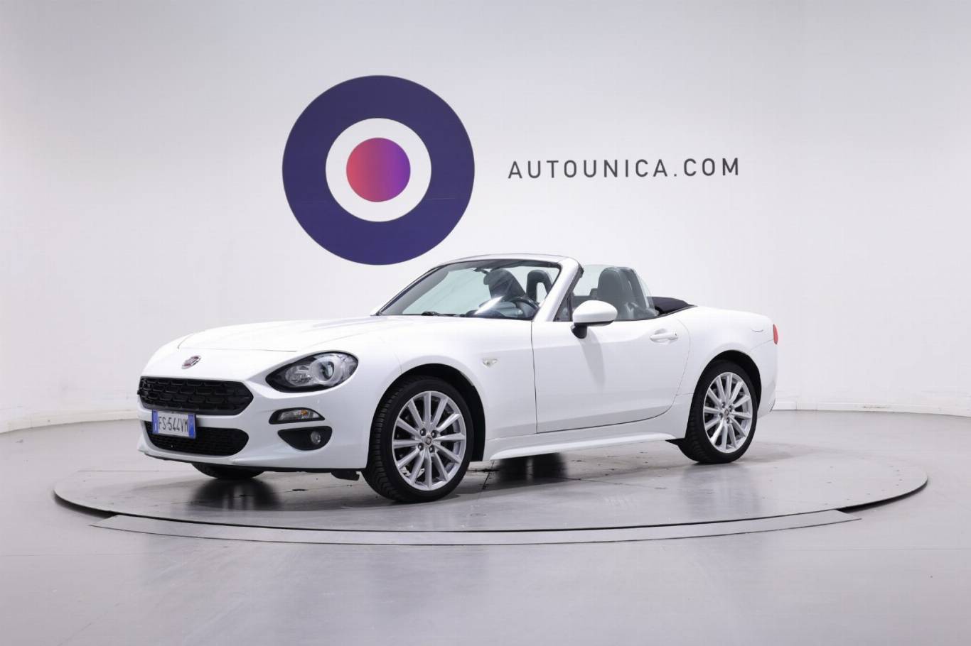 FIAT 124 Spider