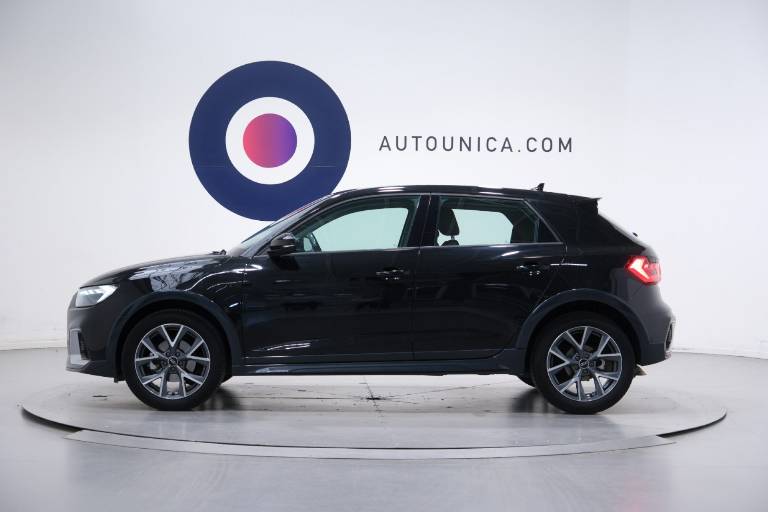 AUDI A1 18