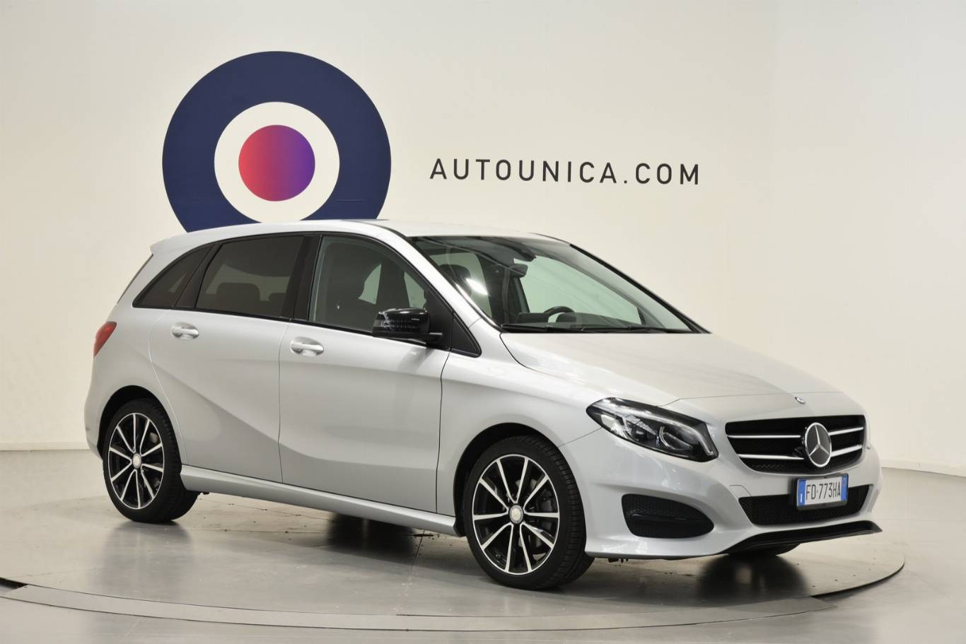 MERCEDES-BENZ B 200 28