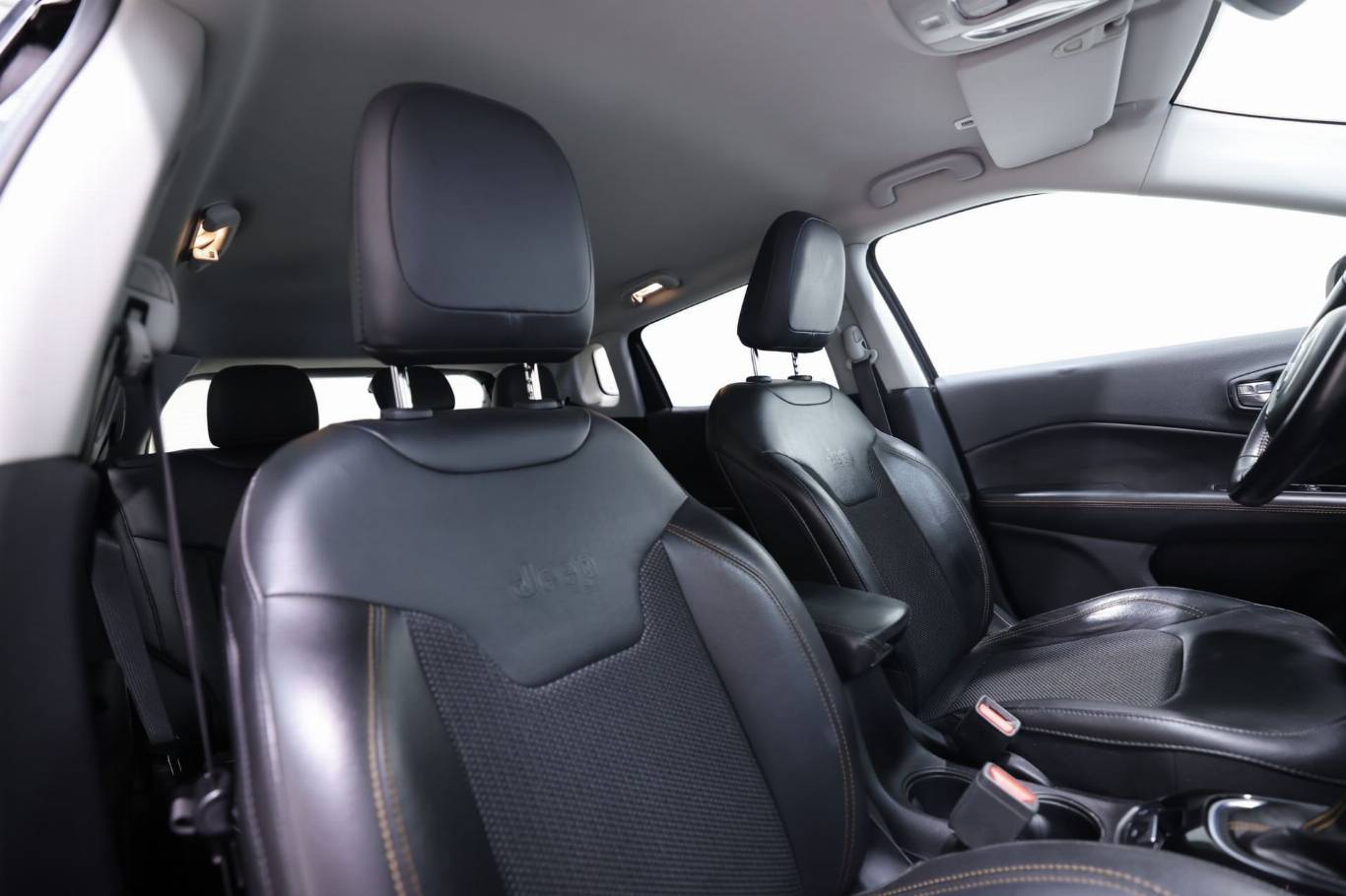 JEEP Compass 53