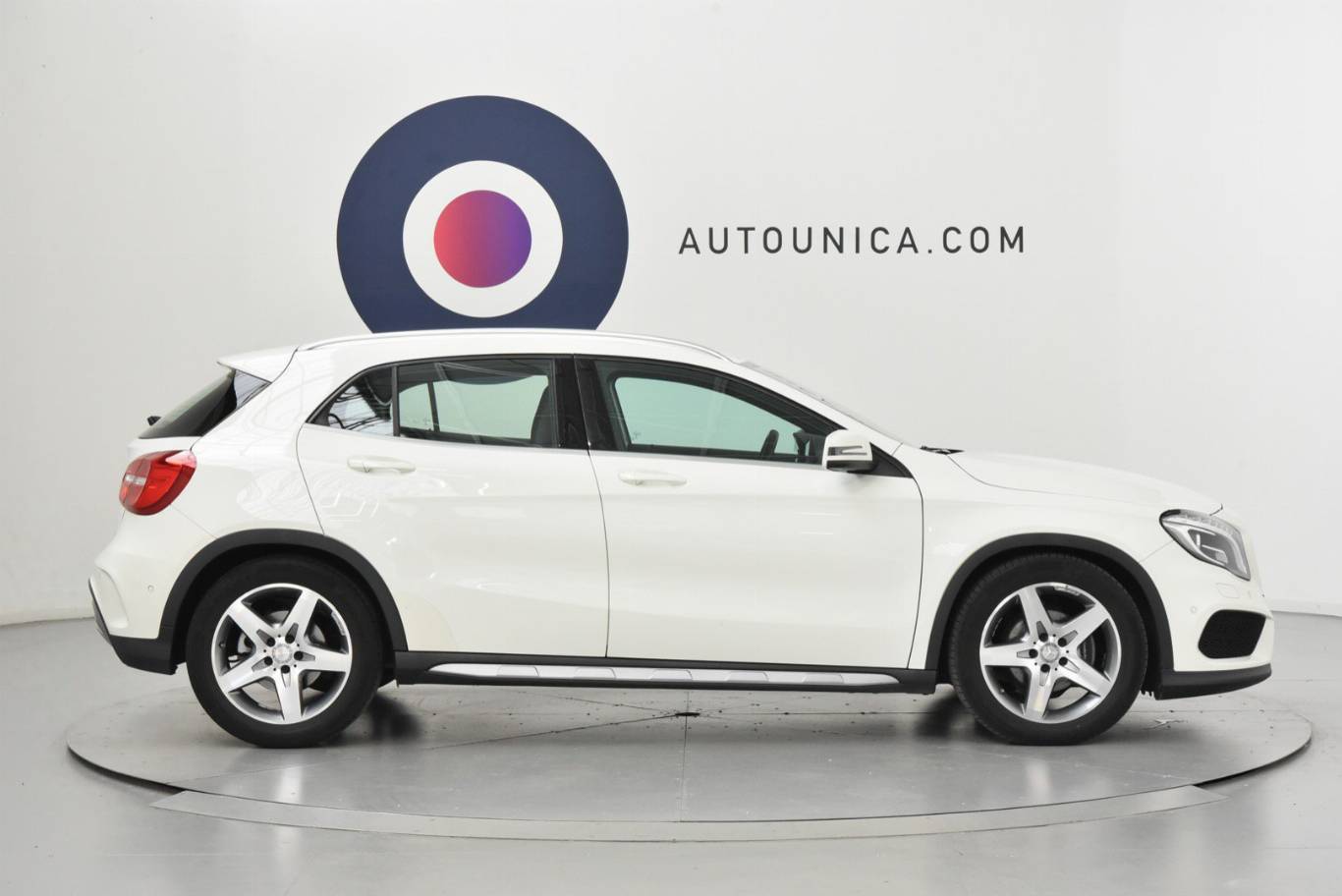 MERCEDES-BENZ GLA 200 28