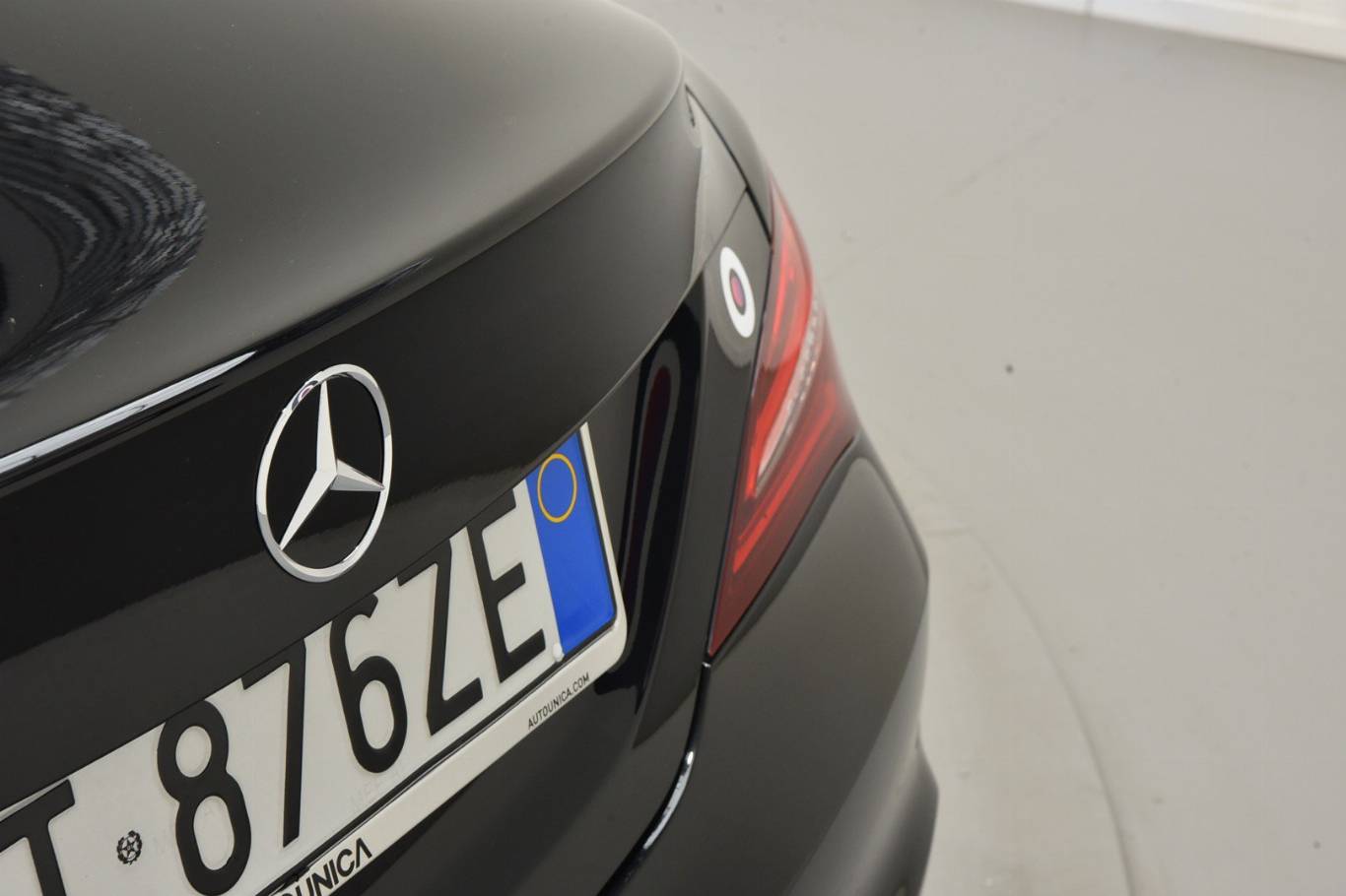 MERCEDES-BENZ CLA 180 48