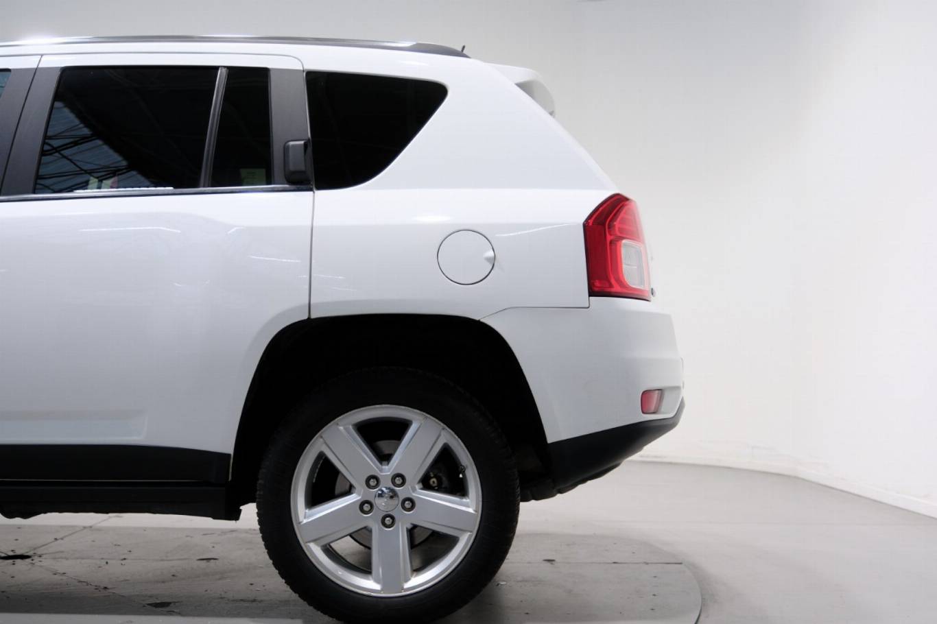 JEEP Compass 39