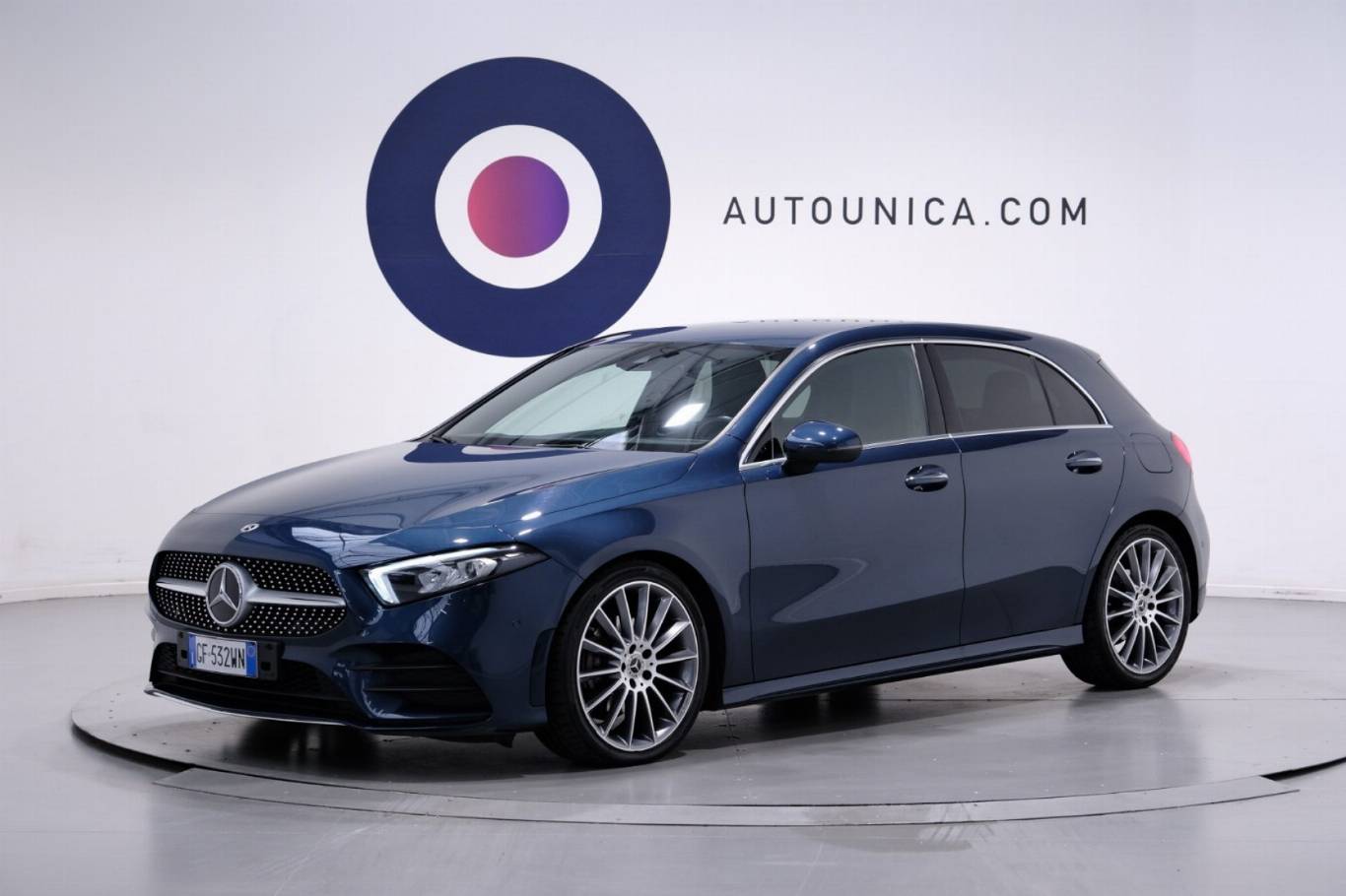 MERCEDES-BENZ A 180