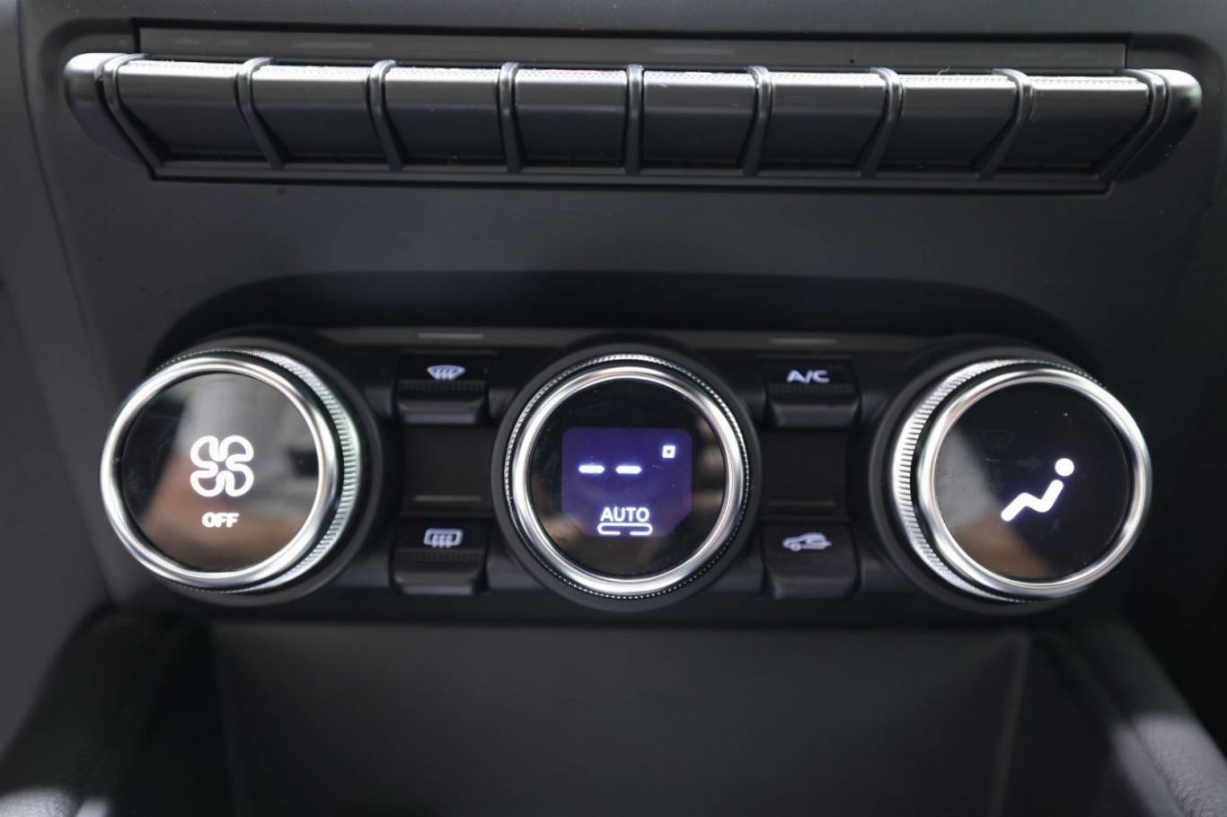 RENAULT Captur 29