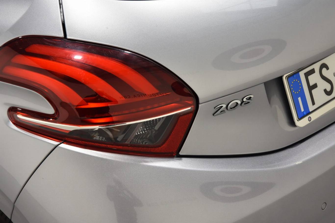 PEUGEOT 208 47