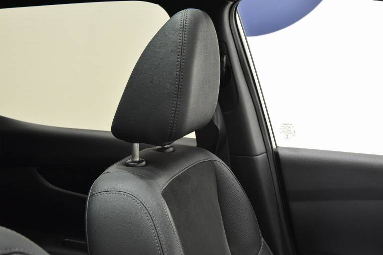 NISSAN Qashqai 40