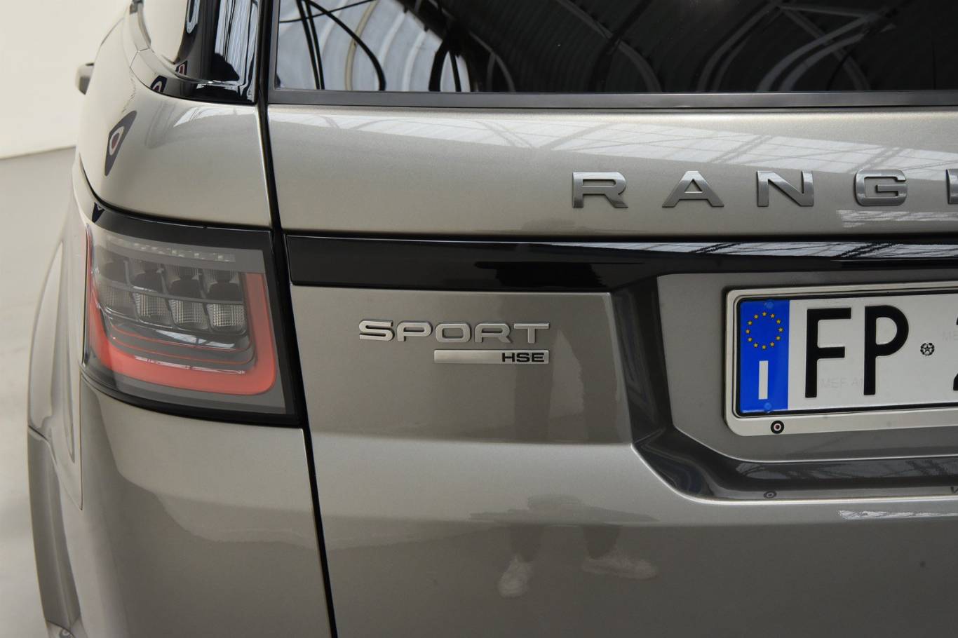 LAND ROVER Range Rover Sport 43