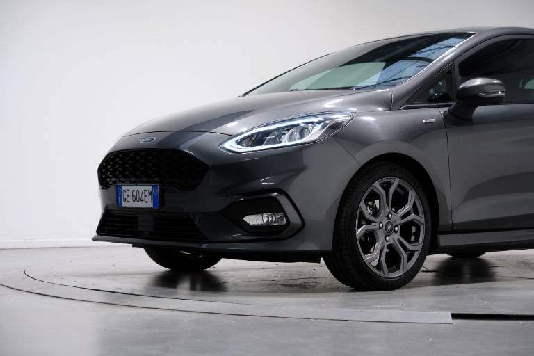 FORD Fiesta 11