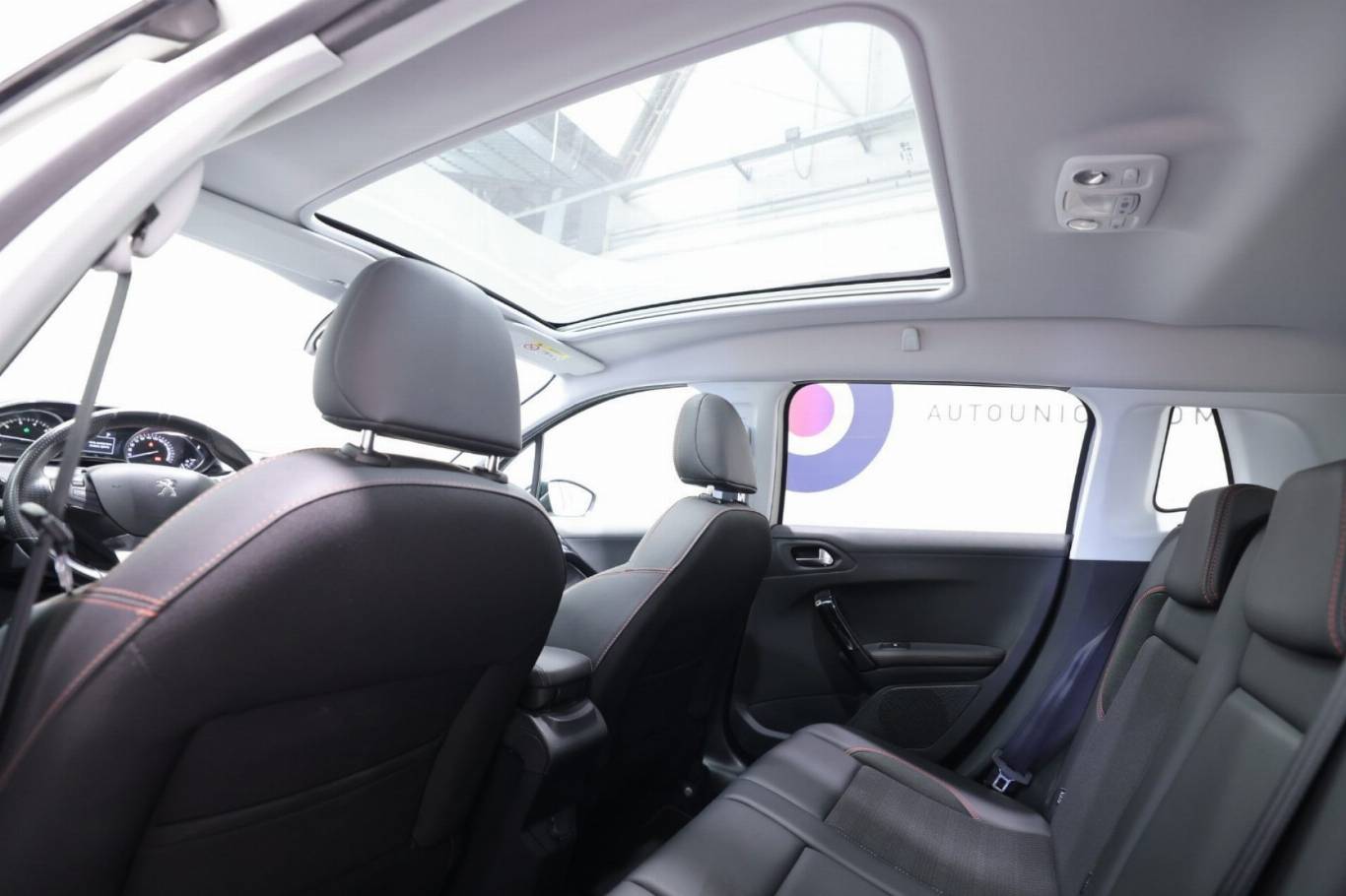 PEUGEOT 2008 36