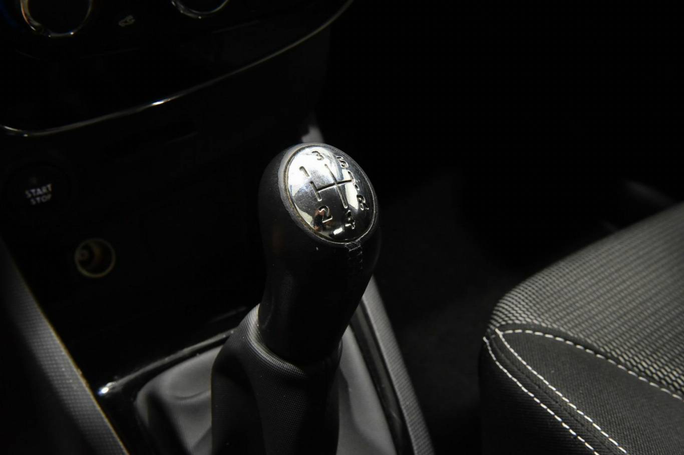 RENAULT Clio 27