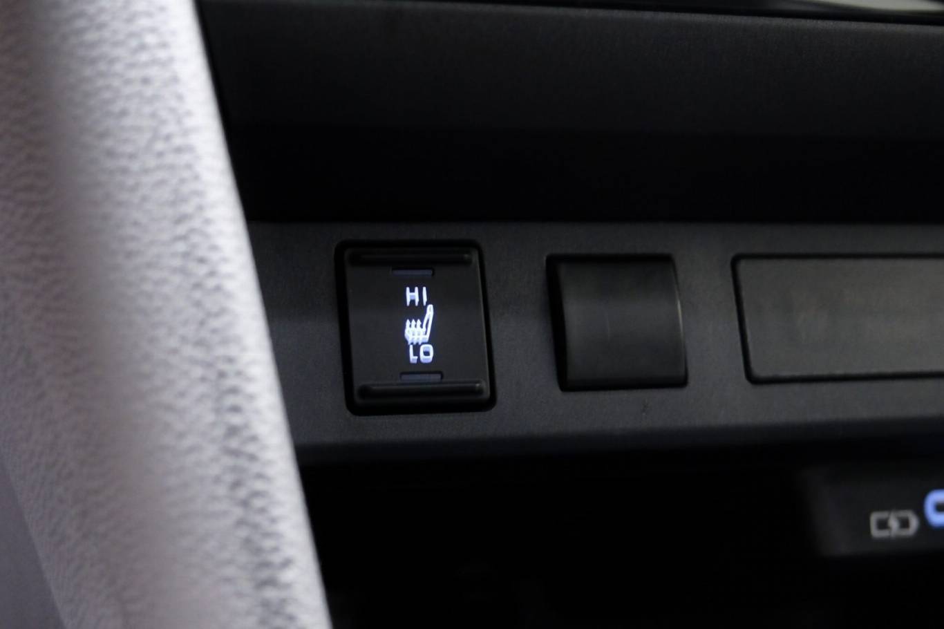 TOYOTA Yaris Cross 32