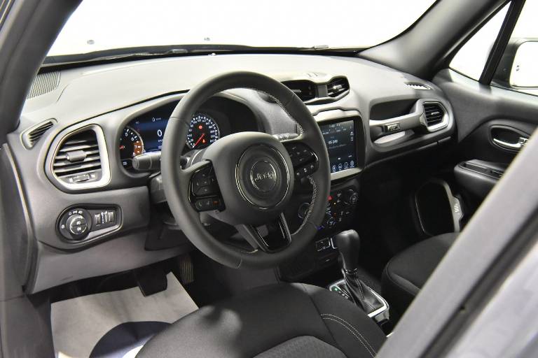 JEEP Renegade 3